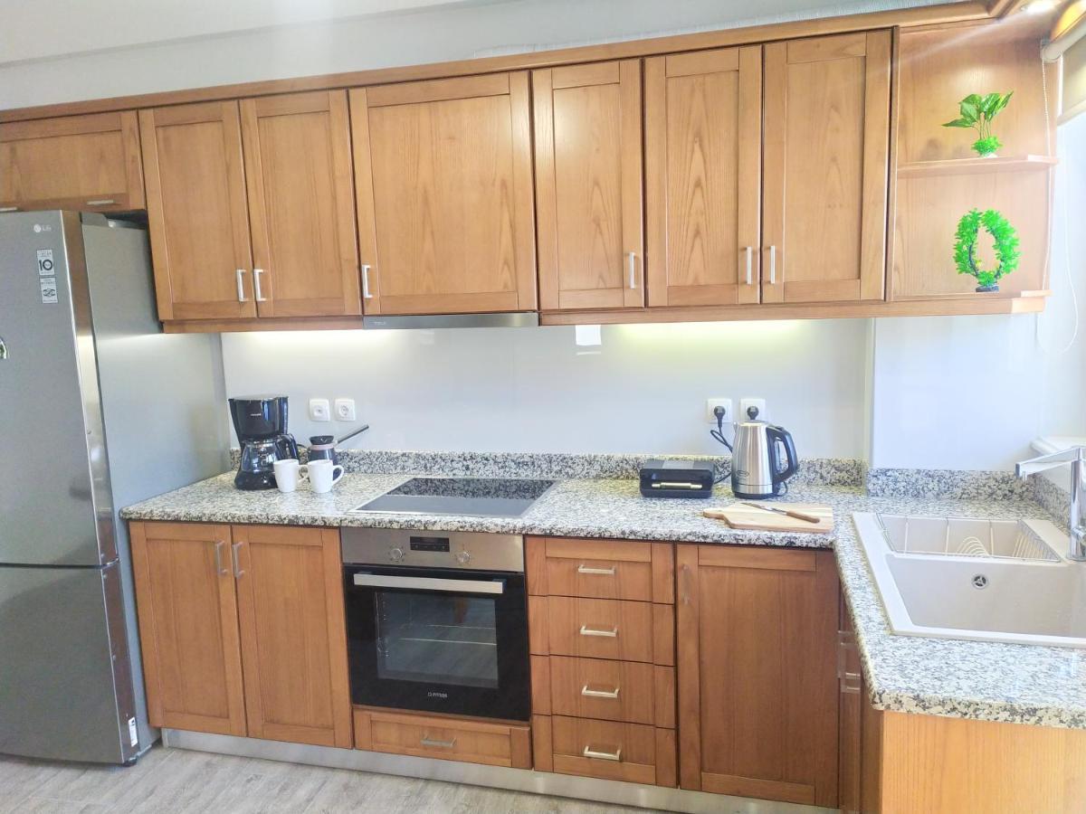 Sea Side View Home Steps From The Beach & City خانيا المظهر الخارجي الصورة